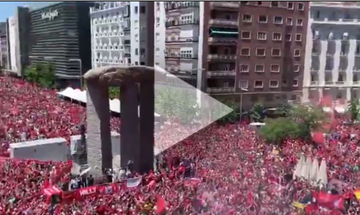 Kibice Liverpoolu PRZEJMUJĄ Madryt! WOW [VIDEO]